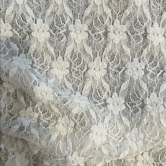 Free people Elegant Lace Women’s Top in Cream - Picture 4 of 6